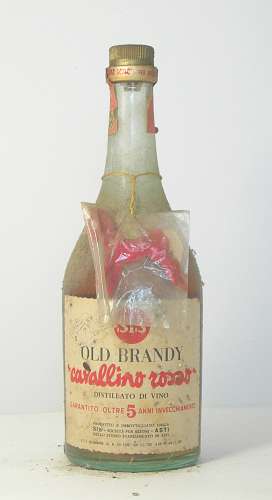 145_vecchia_bottiglia_liquore_da_collezione_sis_asti_old_brandy_cavallino_rosso