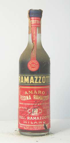 169_vecchia_bottiglia_liquore_da_collezione_ramazzotti_amaro_aggradevole_di_gusto_squisito