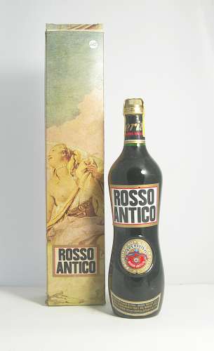 225_vecchia_bottiglia_liquore_da_collezione_buton_rosso_antico_aperitivo_scatola