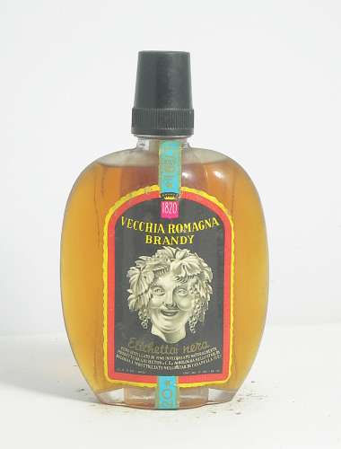 288_vecchia_bottiglia_liquore_da_collezione_buton_vecchia_romagna_etichetta_nera_brandy_tascabile