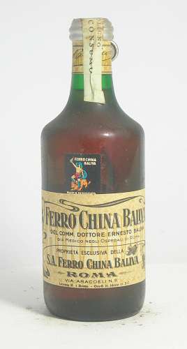 331_vecchia_bottiglia_liquore_da_collezione_bisleri_ferro_china