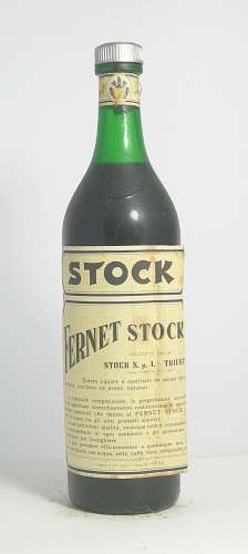 448_vecchia_bottiglia_liquore_da_collezione_stock_fernet