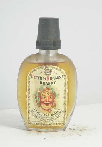 532_vecchia_bottiglia_liquore_da_collezione_vsop_vecchia_romagna_brandy_etichetta_bianca