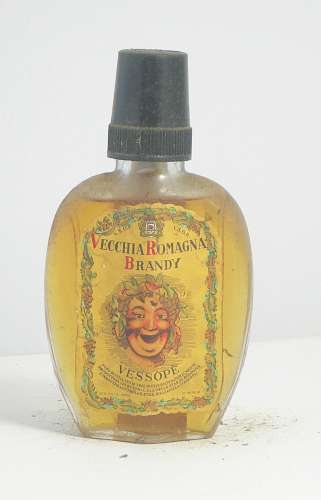 533_vecchia_bottiglia_liquore_da_collezione_vsop_vecchia_romagna_brandy_etichetta_bianca